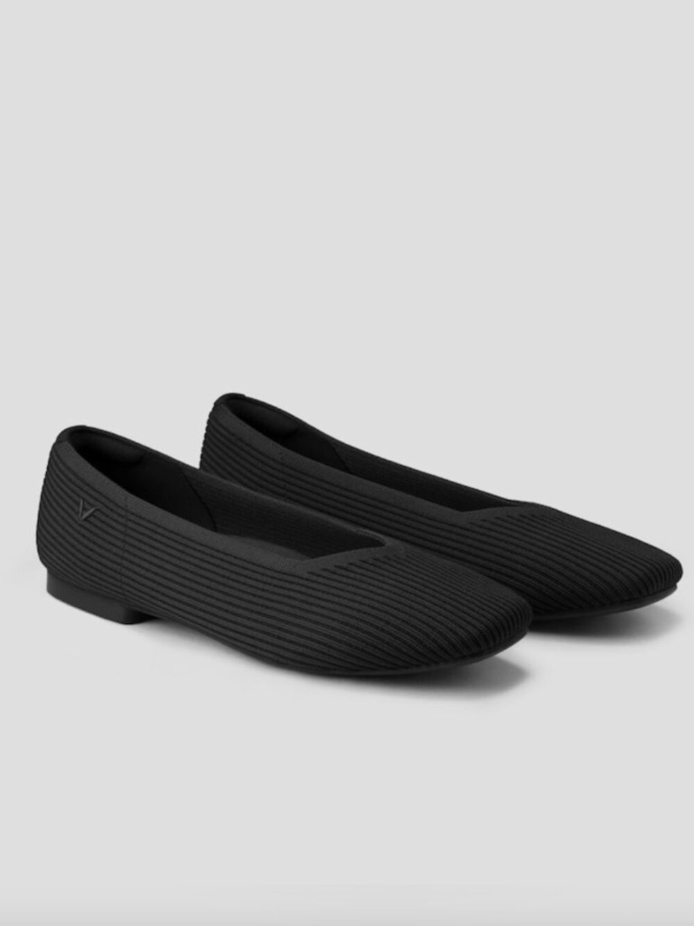 VIVAIA Square-Toe Margot V-Cut Ballet Flats